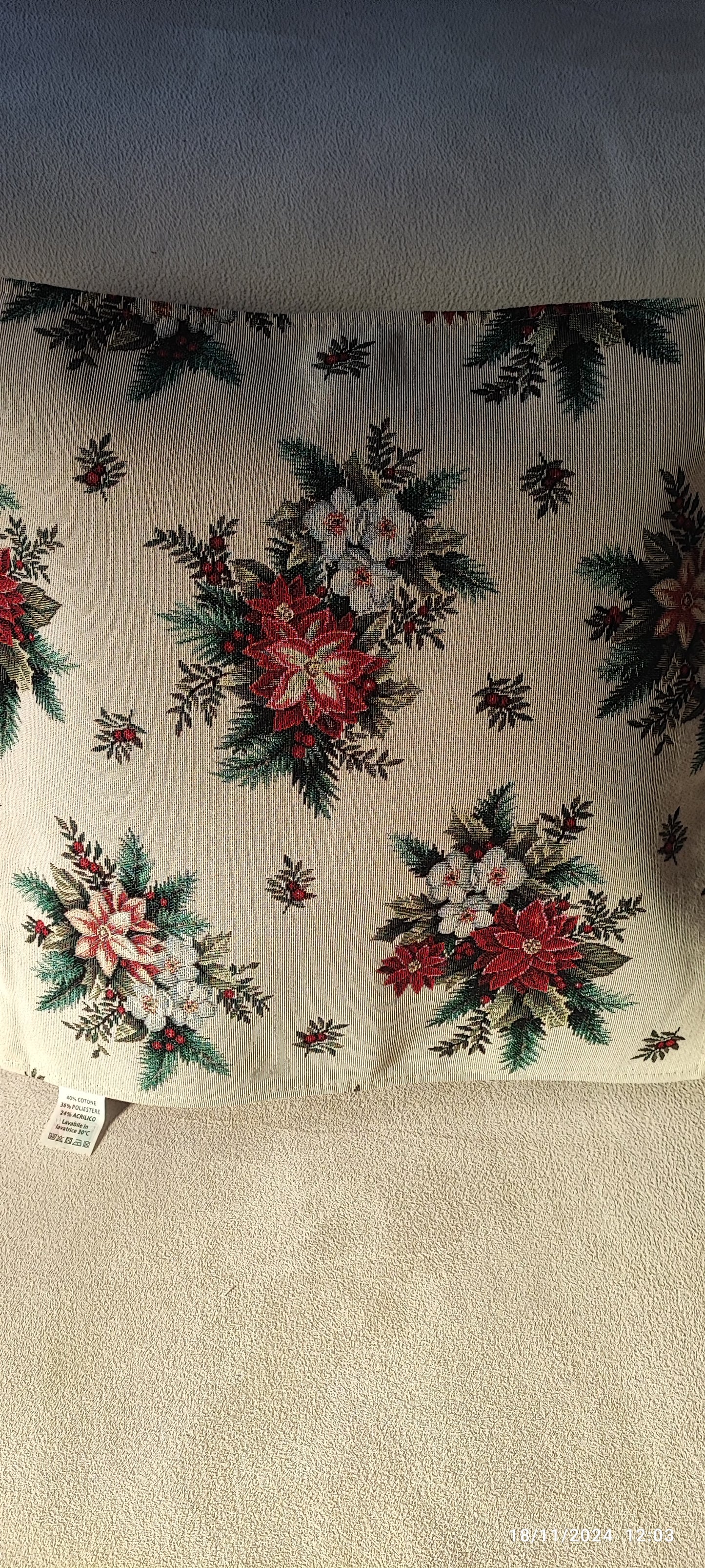Fodera/Cuscino Stella di Natale 40x40 Gobelin, sfoderabile, disegnato su 2 lati , produzione Italiana