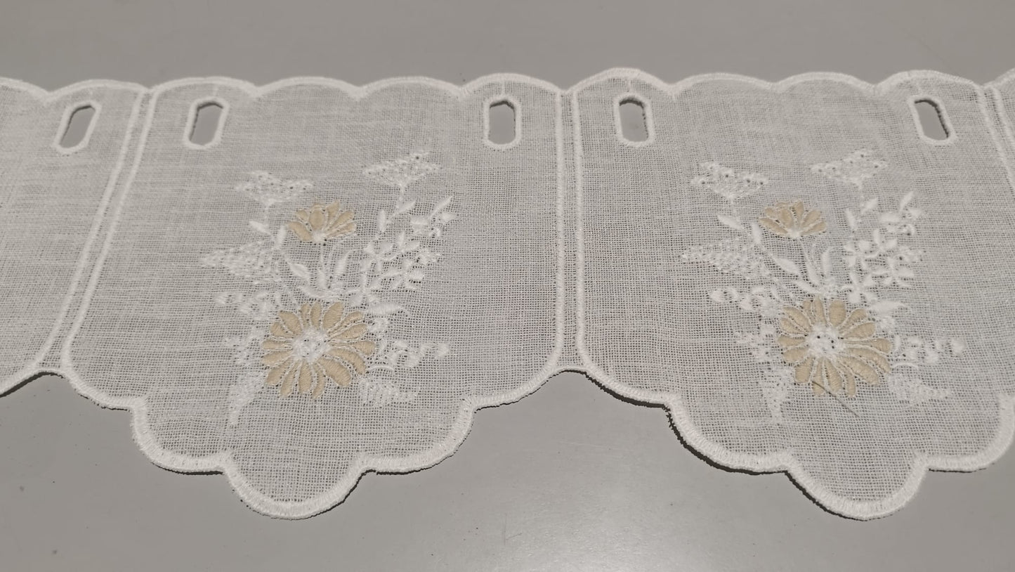 Tendina tirolese Camelia h 60 , 90 e h 120 e mantovanina h 17