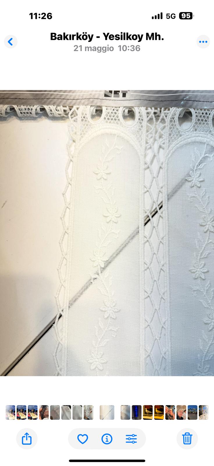 Tendina tirolese h 60 Nuova  macramè e ricamata in rilievo .In arrivo a ottobre