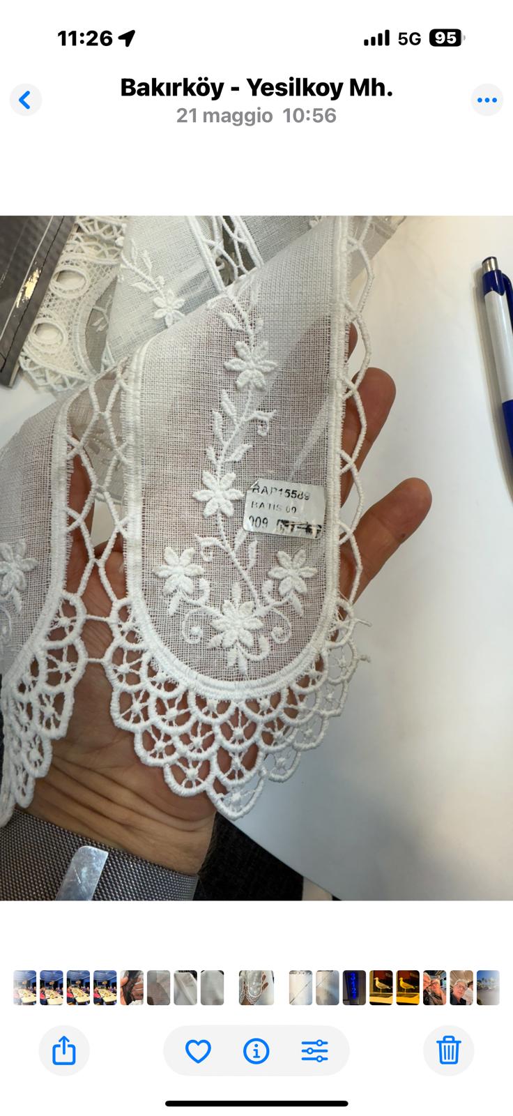 Tendina tirolese h 60 Nuova  macramè e ricamata in rilievo .In arrivo a ottobre