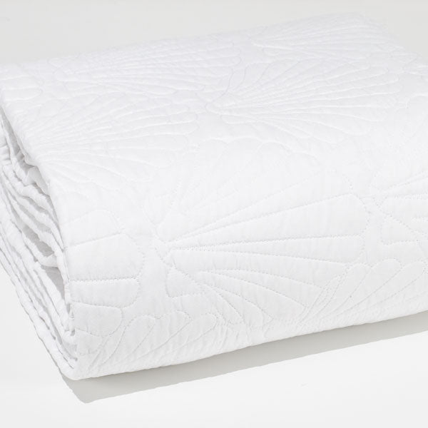 Boutis Shell Embroidered Bedspread Sg Home