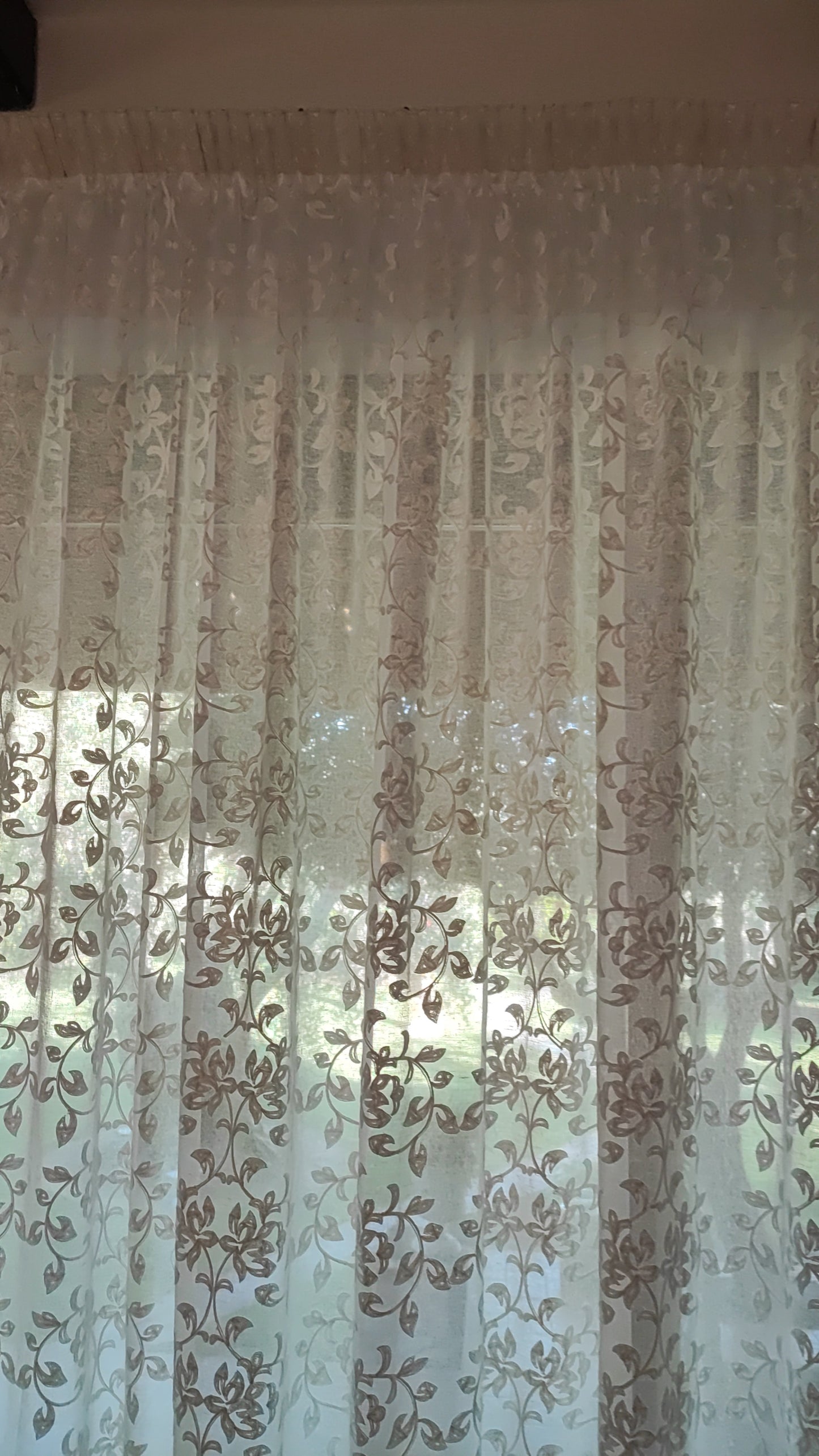 Linen and cotton curtain with embossed embroidery designed and engineered in Italy