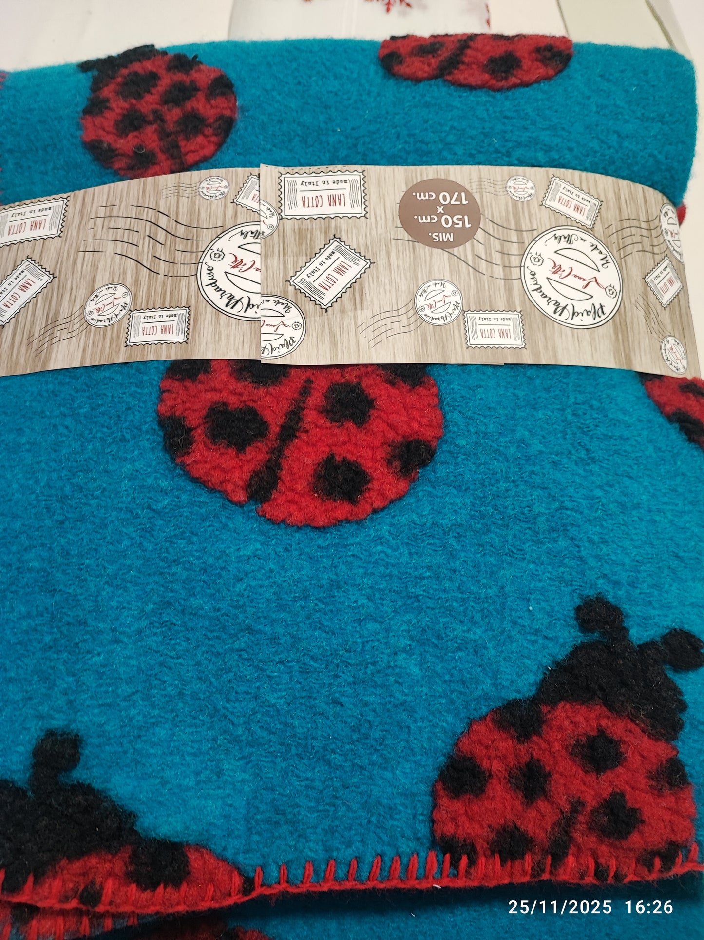 Plaid lana cotta Coccinelle In rilievo produzione artigianale Toscana Perlatex