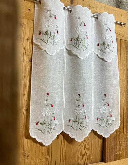 Tendina tirolese h 60,  h 90 h 150 ,h 240  e mantovanina h 25 Campanula gialla,rossa e blu ricamata in rilievo disegnata e progettata in Italia