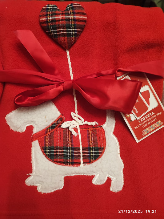 Plaid rosso della Preziosa lavorato e ricamato a mano 139x160 produzione italiana.