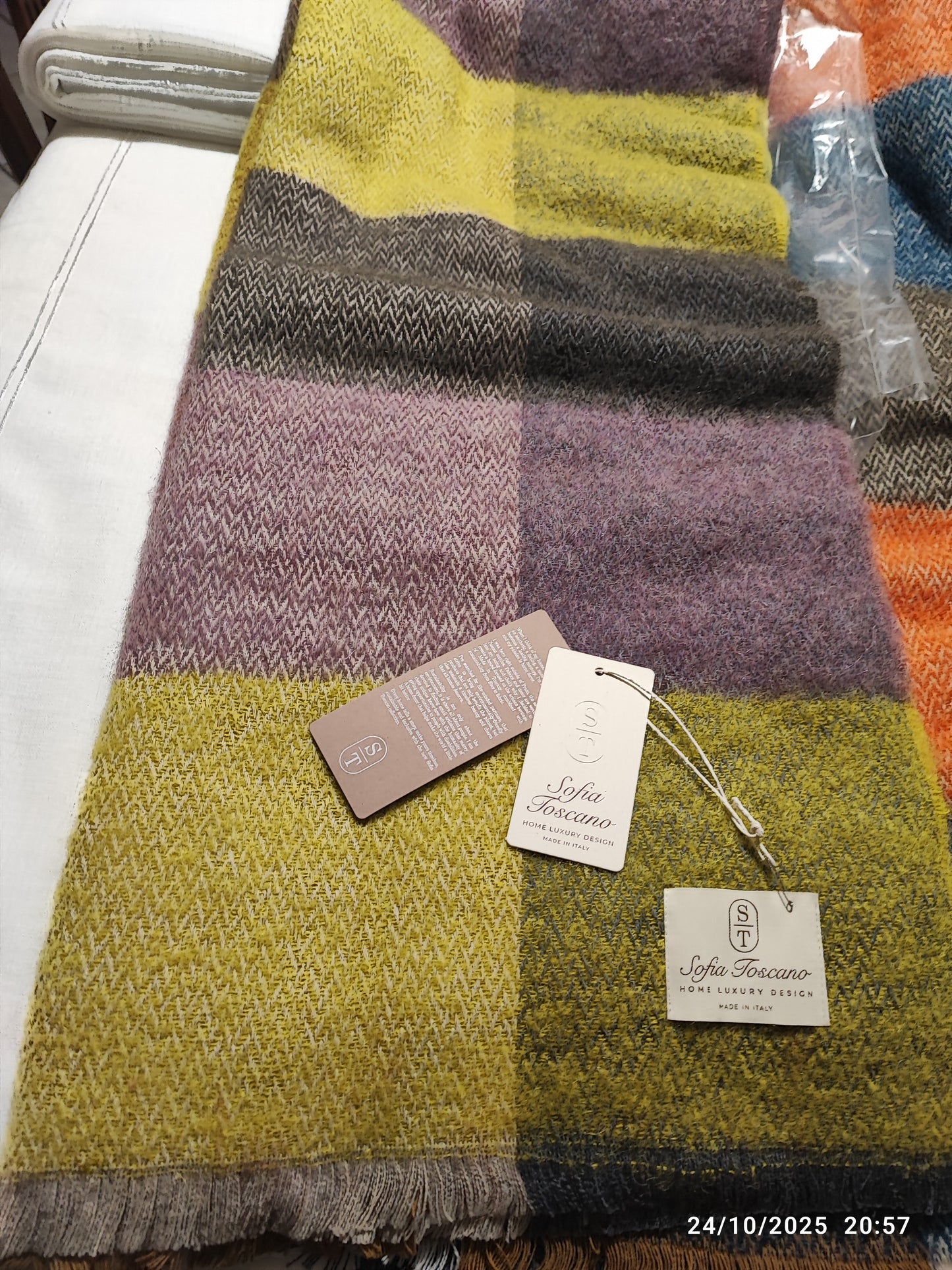 Plaid Sofia Toscano  home luxury design 180x140 Lana e Mohair