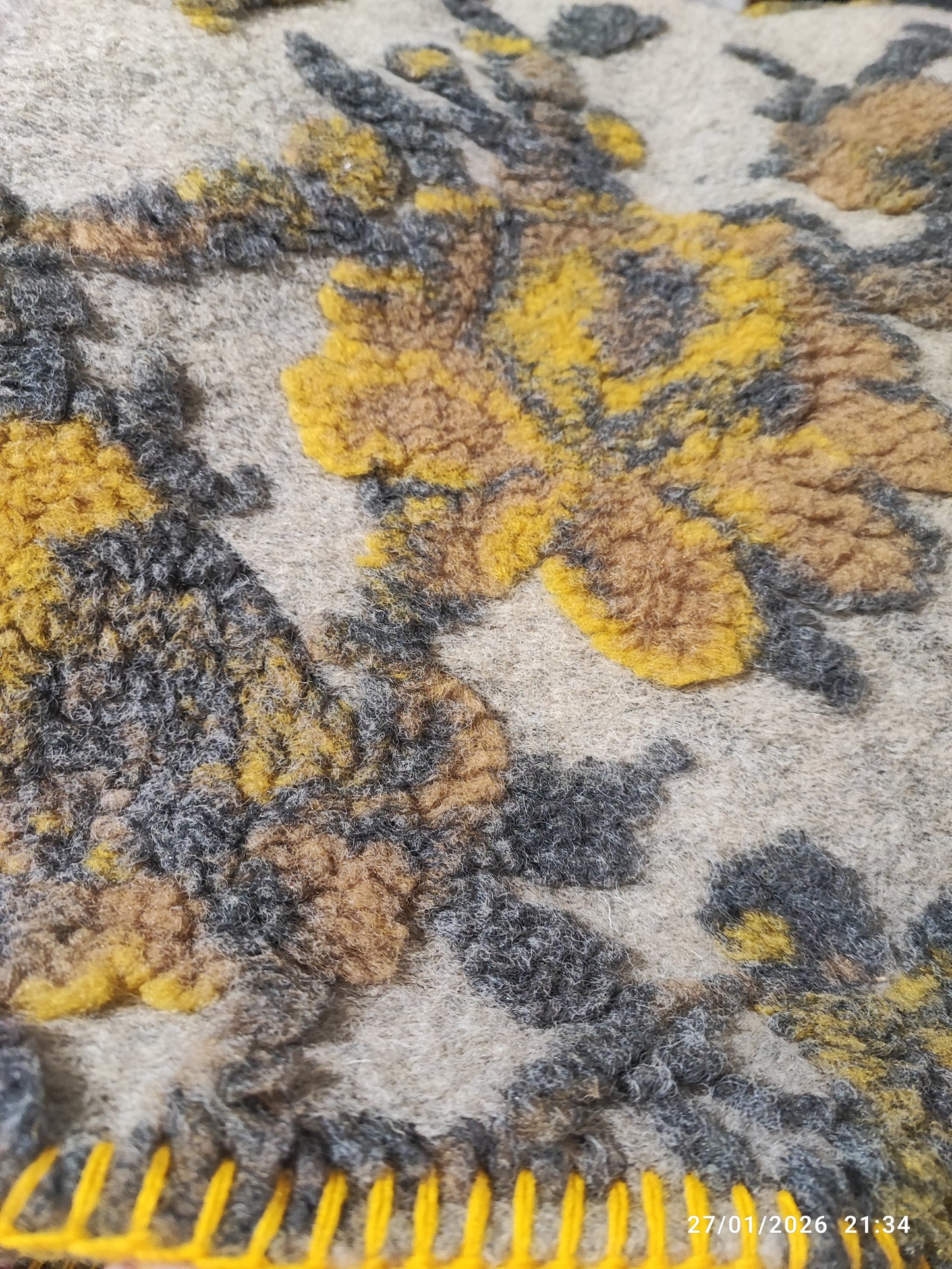 Plaid lana cotta 170x150 con fiori produzione artigianale italiana Toscana Perlatex