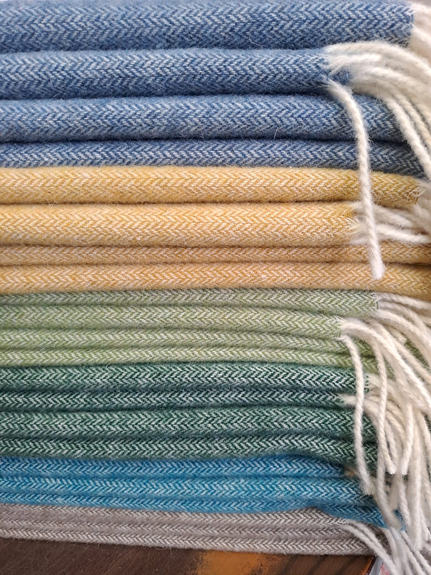 Plaid  di lana prodotti artigianato toscano F.lli Ciaramelli 130x170