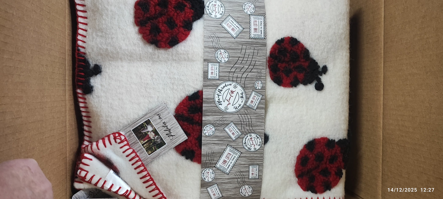 Plaid lana cotta Coccinelle In rilievo produzione artigianale Toscana Perlatex