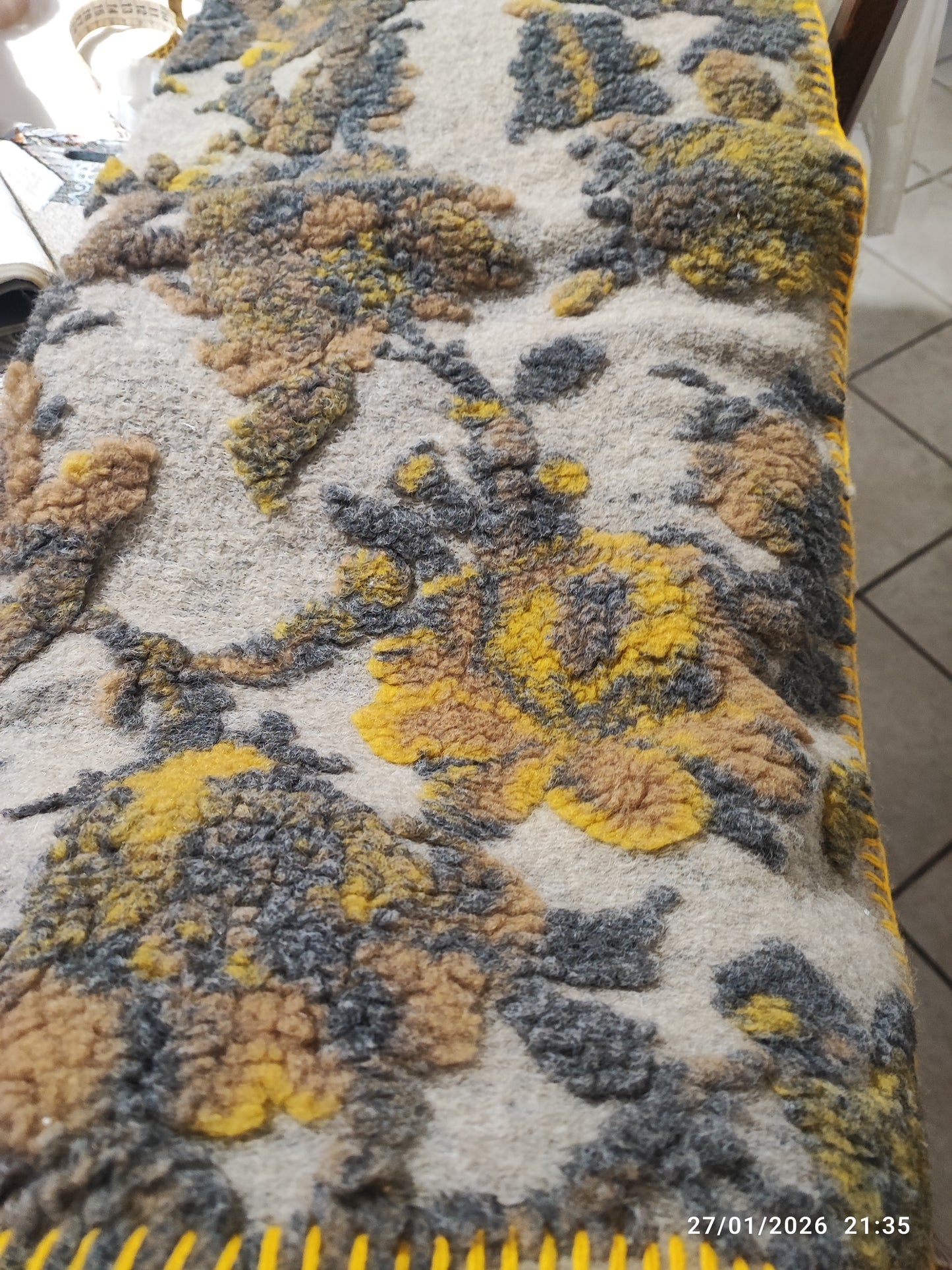 Plaid lana cotta 170x150 con fiori produzione artigianale italiana Toscana Perlatex