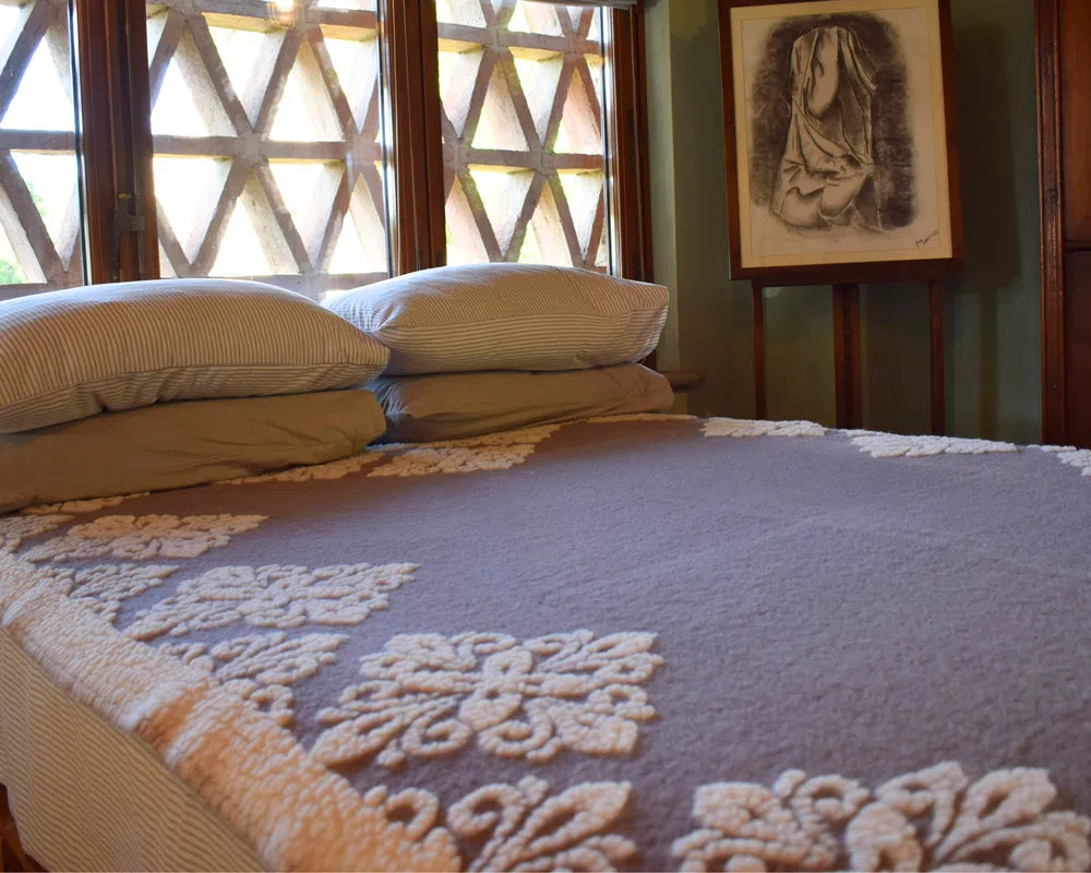 Coperta Fleur de Lis lana cotta produzione artigianale toscana di Sofia Toscano