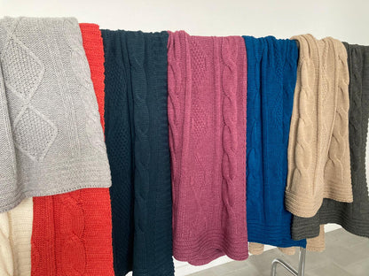 Runner letto per hotel 50% di lana, produzione artigianale Toscana F.lli Ciaramelli 140x180