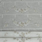 Cortina de cristal Grecale de corte horizontal bordada en beige